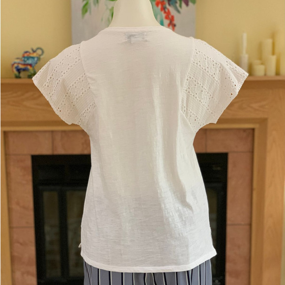 Liz Claiborne White Eyelet Trim Top Size Small - Picture 8 of 10